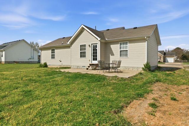 1987 Gateland Dr, Murfreesboro, TN 37127