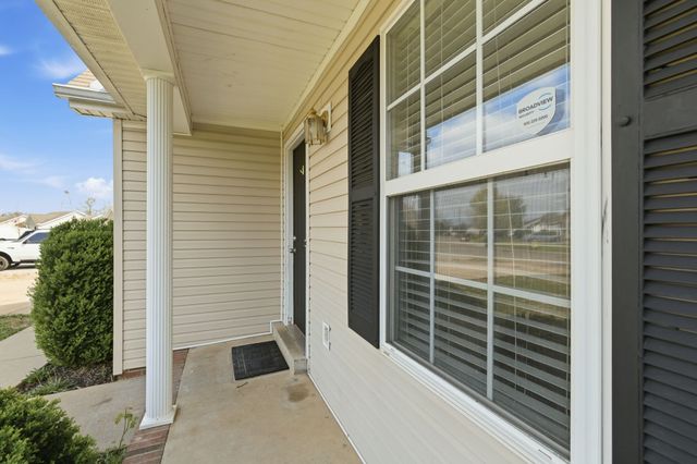 1987 Gateland Dr, Murfreesboro, TN 37127