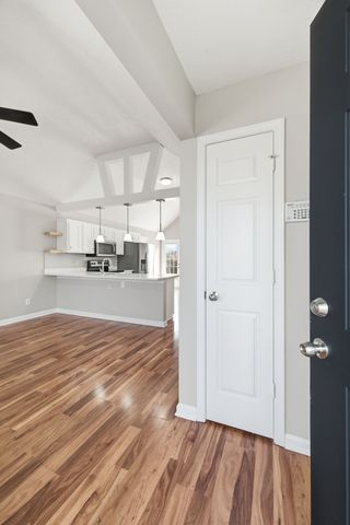 1987 Gateland Dr, Murfreesboro, TN 37127