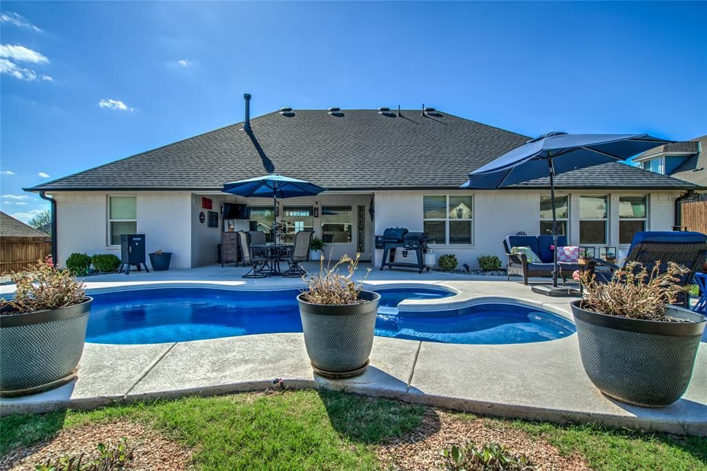 18508 Windy Ridge Road, Edmond, OK 73012