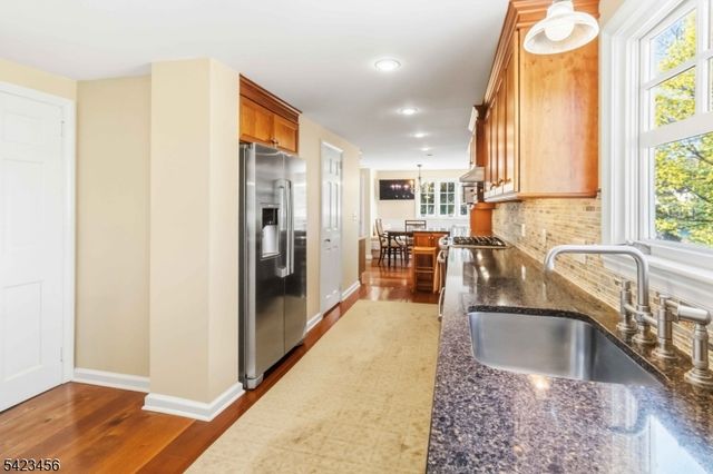 54 Knollwood Ave, Madison Boro, NJ 07940