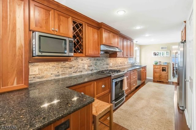 54 Knollwood Ave, Madison Boro, NJ 07940