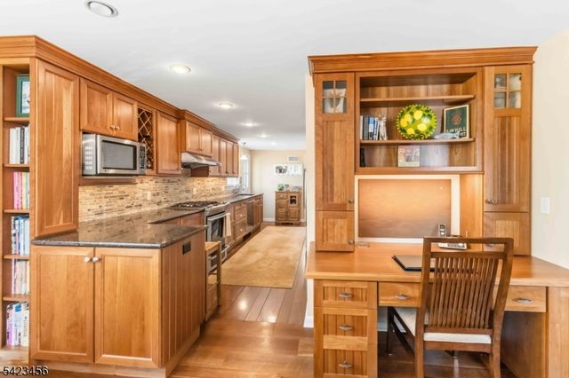 54 Knollwood Ave, Madison Boro, NJ 07940