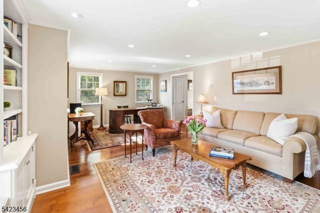 54 Knollwood Ave, Madison Boro, NJ 07940