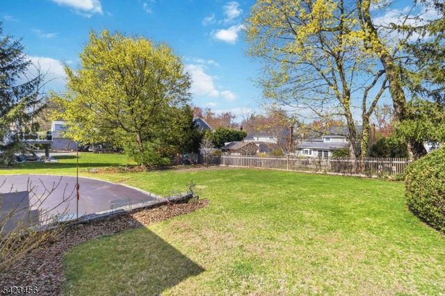 54 Knollwood Ave, Madison Boro, NJ 07940