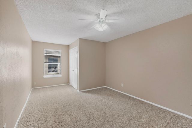 913 W Rochelle Road, Irving, TX 75062