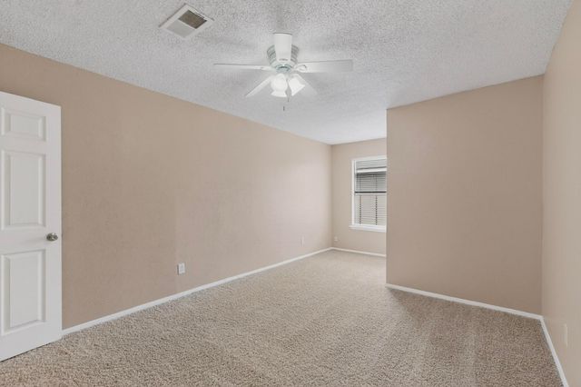 913 W Rochelle Road, Irving, TX 75062