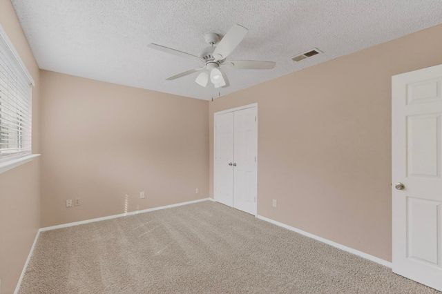 913 W Rochelle Road, Irving, TX 75062