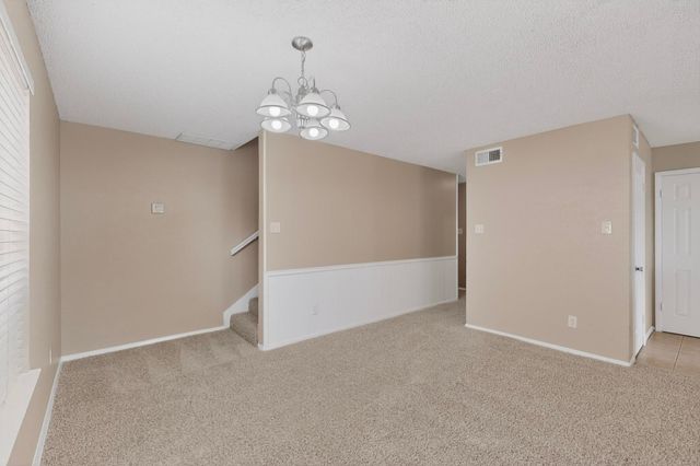 913 W Rochelle Road, Irving, TX 75062