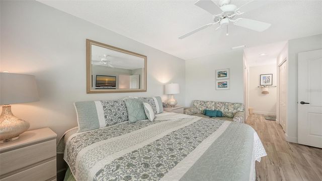 8735 OLDE HICKORY AVENUE 8308, Sarasota, FL 34238