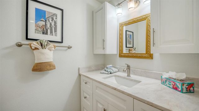 8735 OLDE HICKORY AVENUE 8308, Sarasota, FL 34238