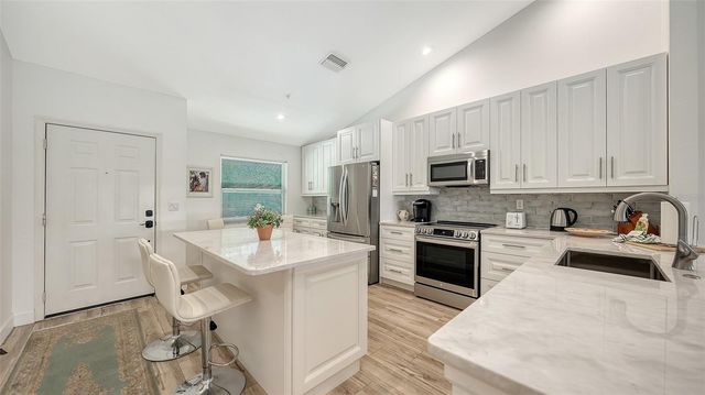 8735 OLDE HICKORY AVENUE 8308, Sarasota, FL 34238