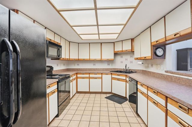 1797 RAMBLING RIDGE COURT, Palm Harbor, FL 34683