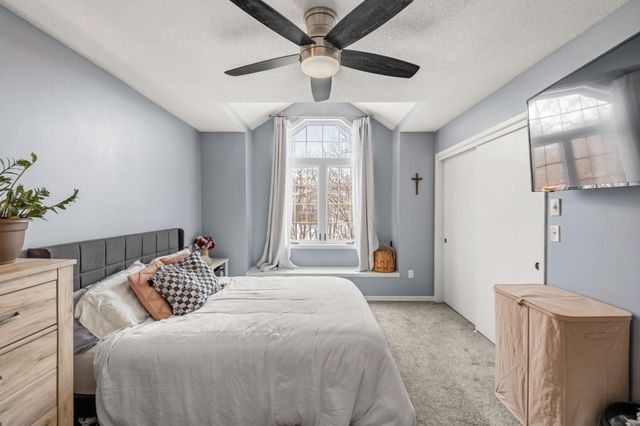 6873 Sharon Drive, Urbandale, IA 50322