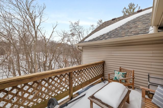 6873 Sharon Drive, Urbandale, IA 50322