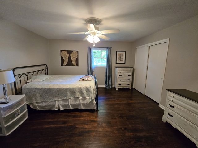 10831 Old Tullahoma Rd, Tullahoma, TN 37388