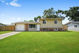 9451 Elm Avenue, Mokena, IL 60448