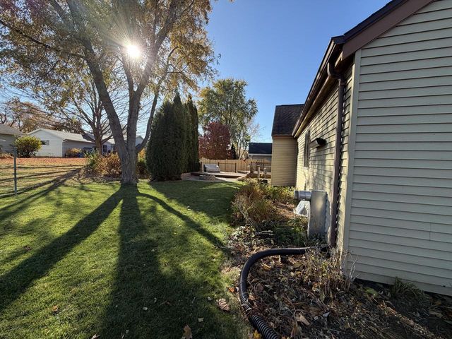 1522 N Francis STREET, Port Washington, WI 53074