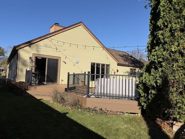 1522 N Francis STREET, Port Washington, WI 53074