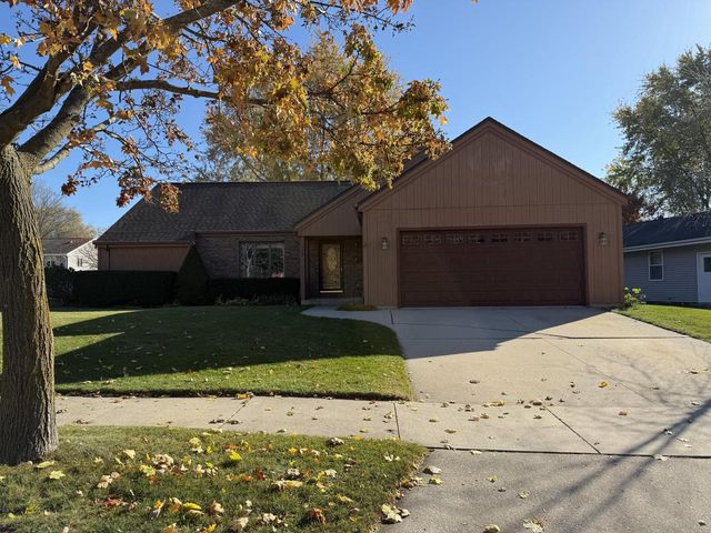 1522 N Francis STREET, Port Washington, WI 53074