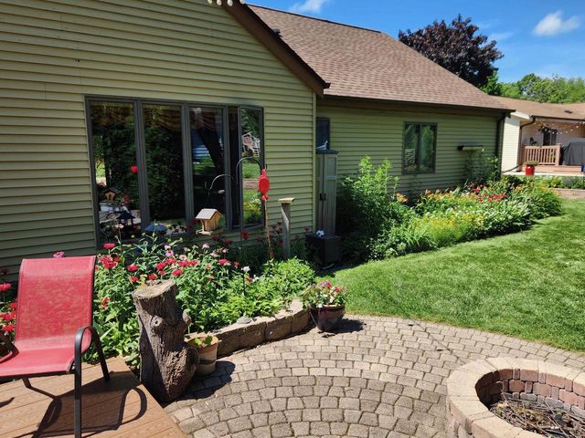 1522 N Francis STREET, Port Washington, WI 53074