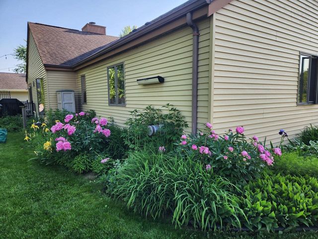 1522 N Francis STREET, Port Washington, WI 53074