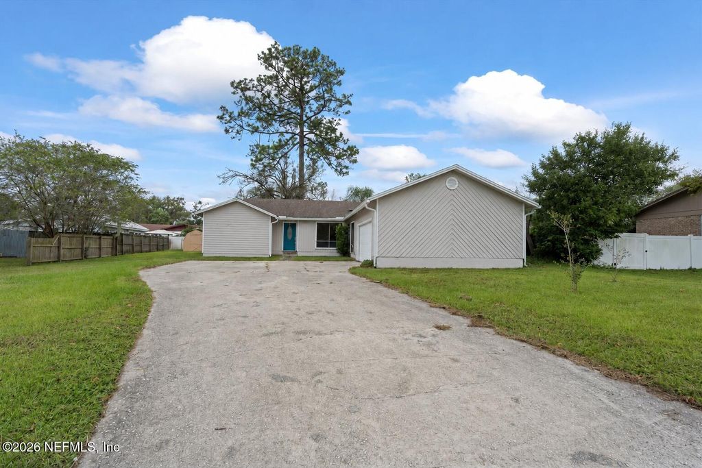 5289 RAINEY Avenue N, Orange Park, FL 32065