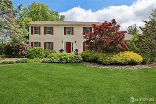 14 Alexander Drive, Monroe, NJ 08831