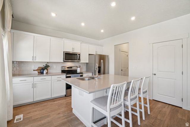 4453 E HURSTBOURNE DR, Eagle Mountain, UT 84005