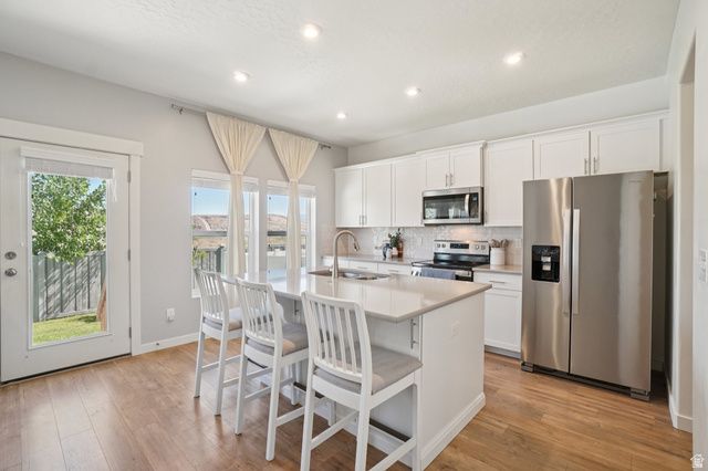 4453 E HURSTBOURNE DR, Eagle Mountain, UT 84005