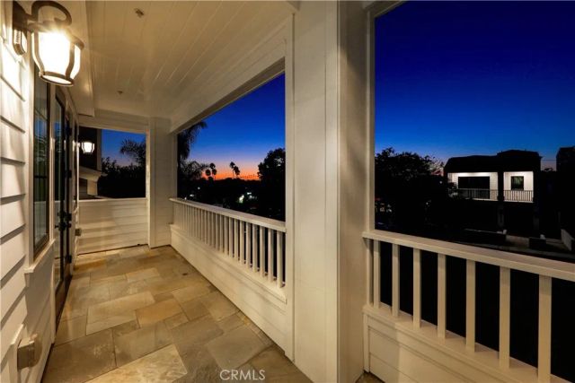 512 Jasmine Avenue, Corona Del Mar, CA 92625