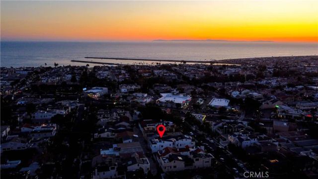 512 Jasmine Avenue, Corona Del Mar, CA 92625
