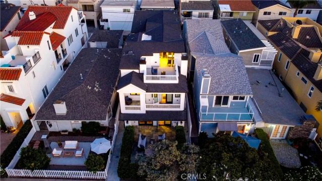 512 Jasmine Avenue, Corona Del Mar, CA 92625