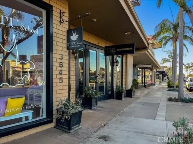 512 Jasmine Avenue, Corona Del Mar, CA 92625