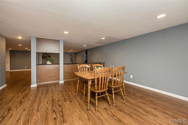 73 Gillette Field Close, St Charles, MO 63304