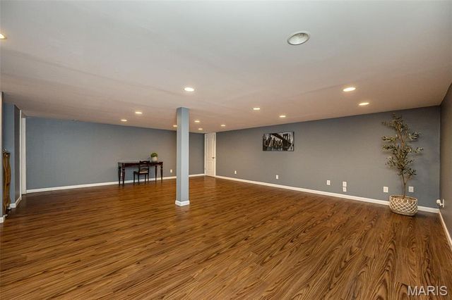 73 Gillette Field Close, St Charles, MO 63304