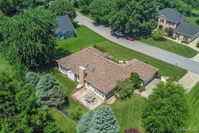 73 Gillette Field Close, St Charles, MO 63304