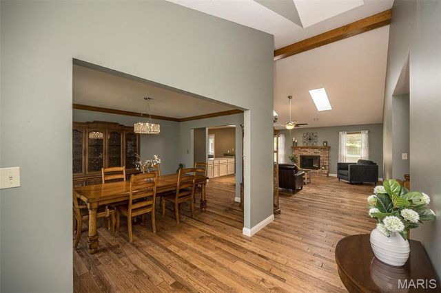 73 Gillette Field Close, St Charles, MO 63304