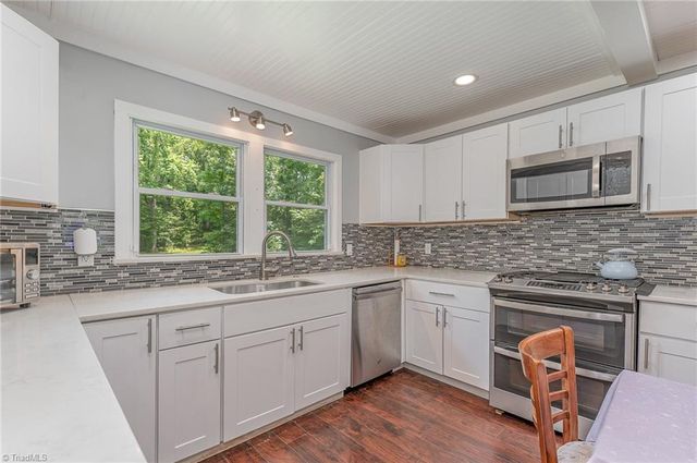 1003 Stemp Everhart Road, Thomasville, NC 27360