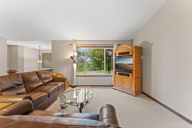 21215 Old Lake George Boulevard NW, Oak Grove, MN 55303