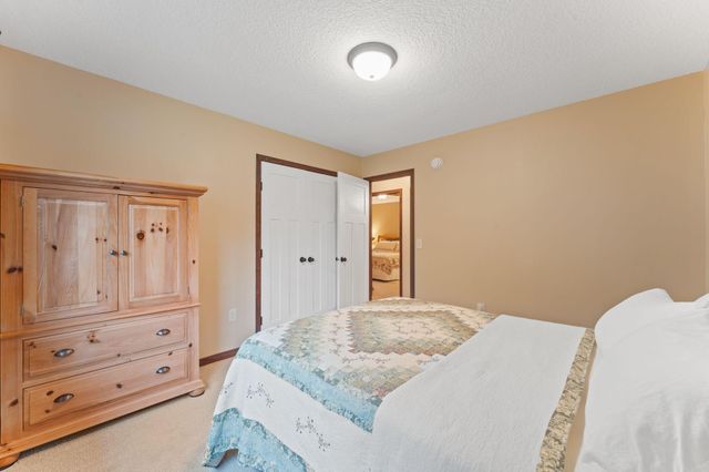 21215 Old Lake George Boulevard NW, Oak Grove, MN 55303