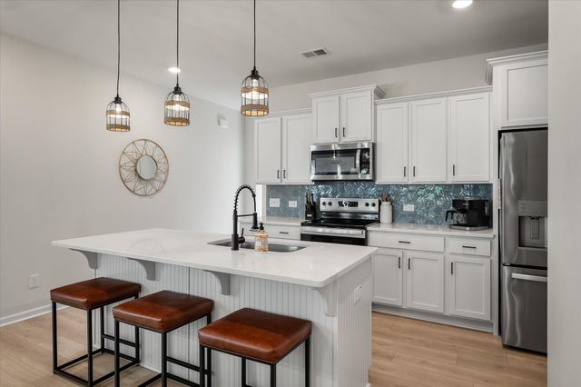 181 Surfbird Road, Summerville, SC 29486