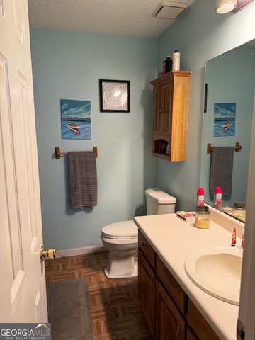 214 Eric Drive, Bonaire, GA 31005