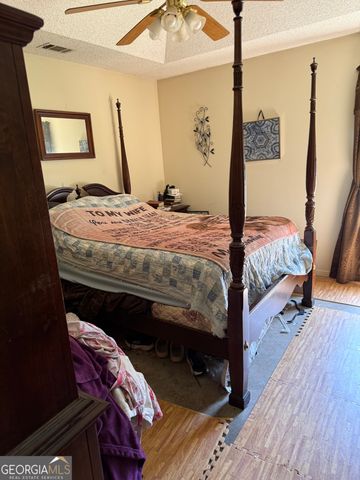 214 Eric Drive, Bonaire, GA 31005