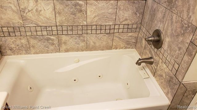 635 Cumberland Street, Mount Clemens, MI 48043