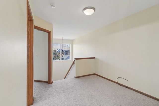 1475 W Sedgewood Court, Round Lake, IL 60073