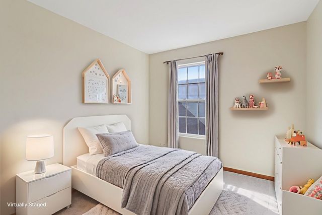 1475 W Sedgewood Court, Round Lake, IL 60073