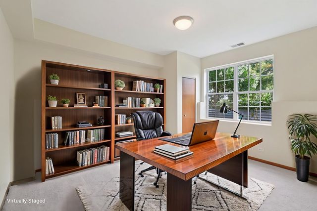 1475 W Sedgewood Court, Round Lake, IL 60073