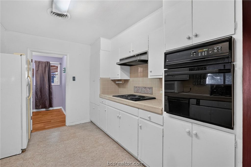 2312 Kent Street, Bryan, TX 77802 — photo 5