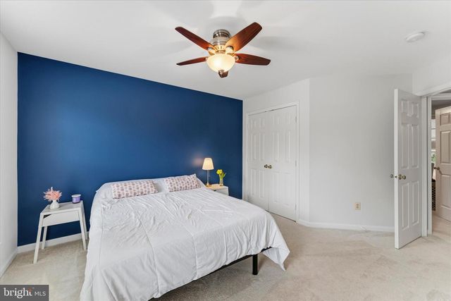 4921 FRISHMAN CT, Woodbridge, VA 22193